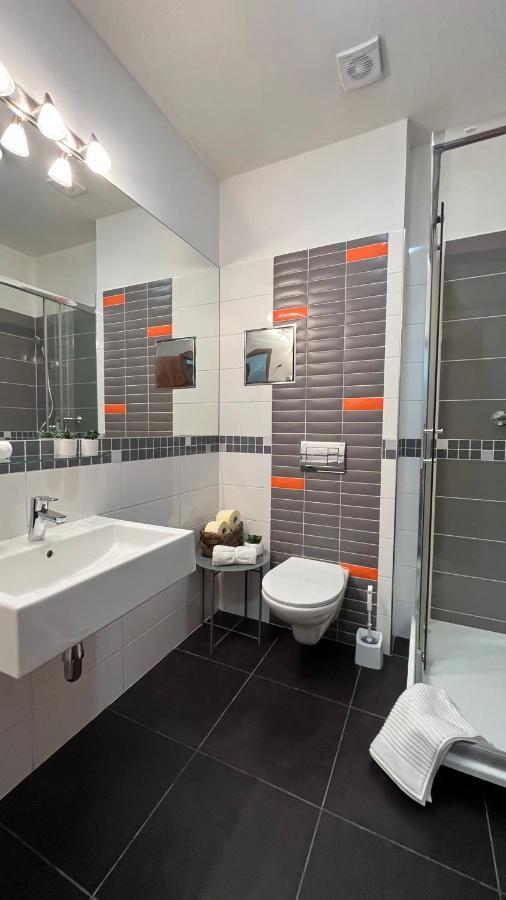 The Apartment Close To The City Center And O2 Arena Prague Exterior photo